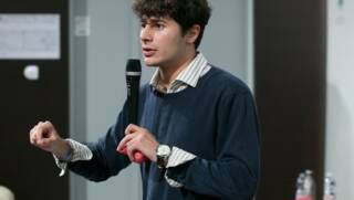 Riccardo Camarda – Passioni appese