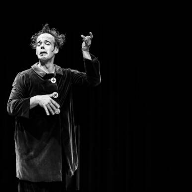 Cartoon Toylette – Niño del Retrete