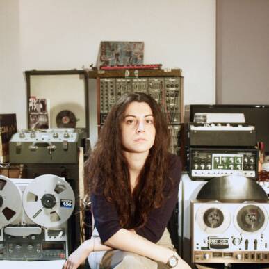 MARTA SALOGNI – in apertura Remo VanDobro | 17/04/2026 | YOU THEATER