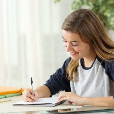 Why Do I Prefer MyEssayWriter.ai Over Other AI Writing Tools?