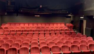 Maschera Spezzata e Ascensore 2 Interno 4