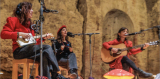 DÉ SODA SISTERS in concerto