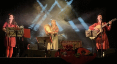 DÉ SODA SISTERS in concerto